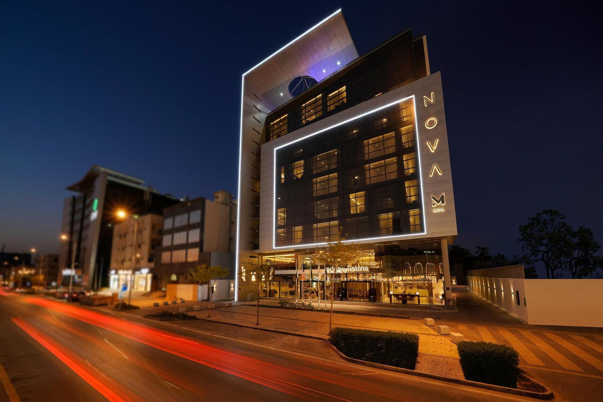 Nova M Hotel, Edge By Rotana Riyadh Exterior photo
